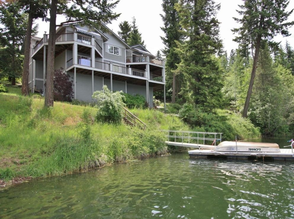 2441 E Canterbury Court